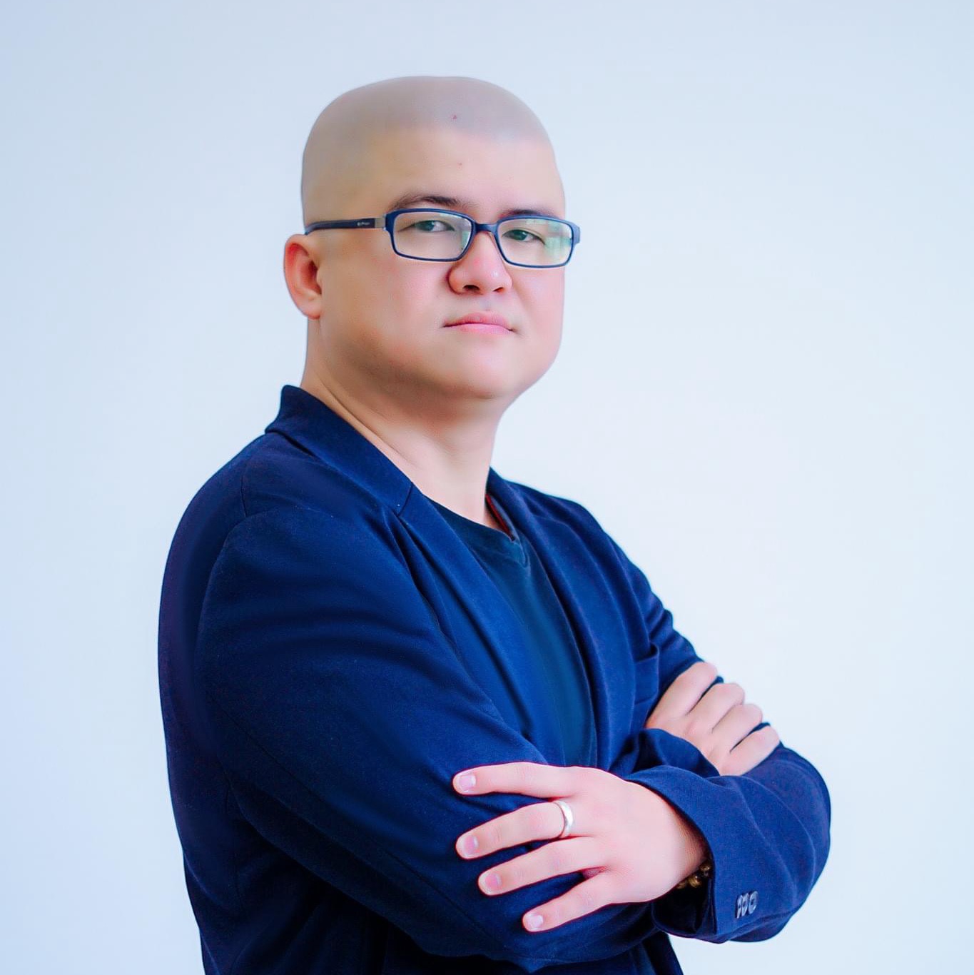 Chân dung Mike Trần